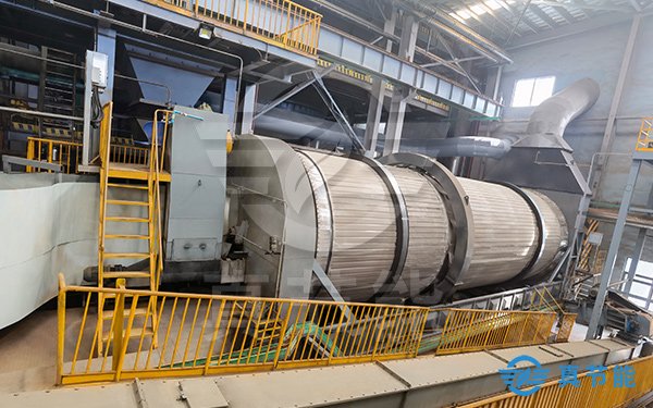 重金屬污泥干化設(shè)備運行現(xiàn)場